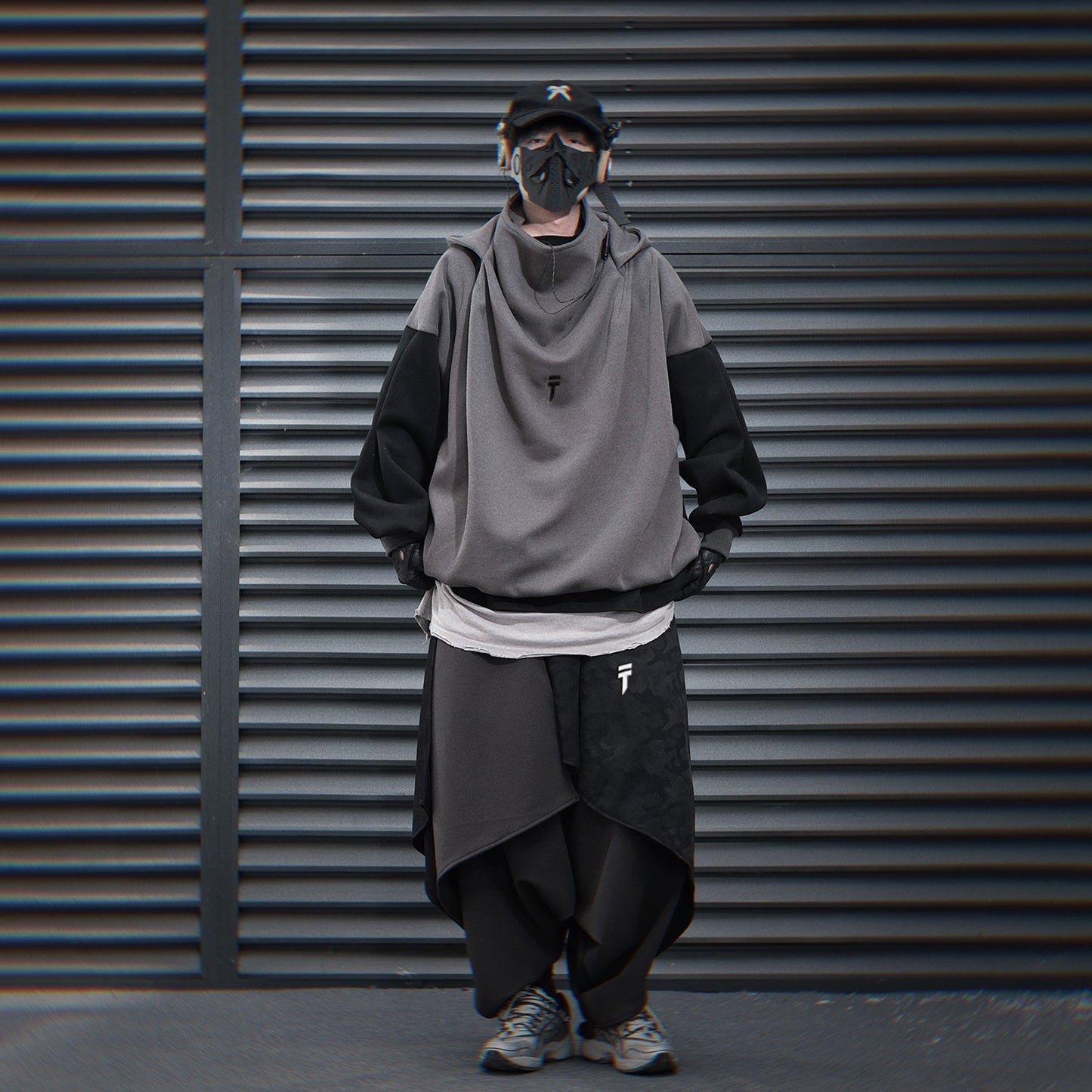 T-Tech Hoodie | Grey
