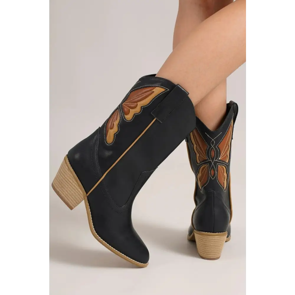 Butterfly Cut Detail Point Toe Boots.
