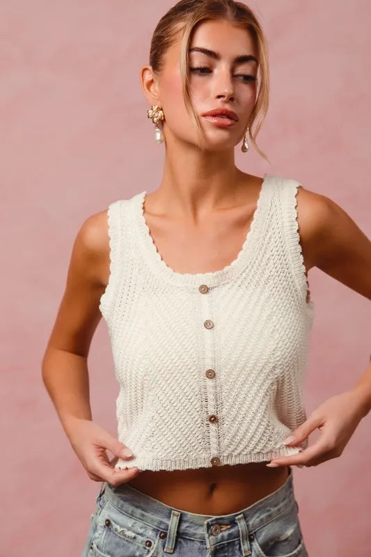 Chevron Pattern Buttoned Front Lightweight Tank Top.