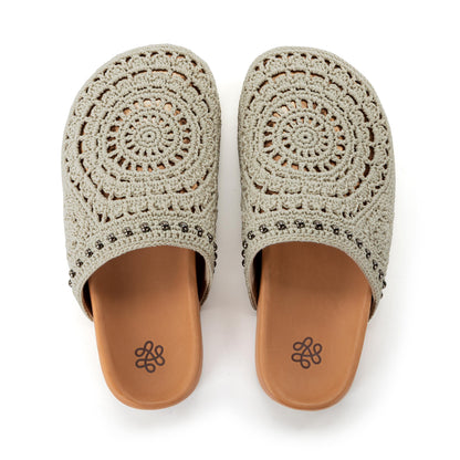 Bolinas Clog - Hand Crochet | Natural Grey Medallion