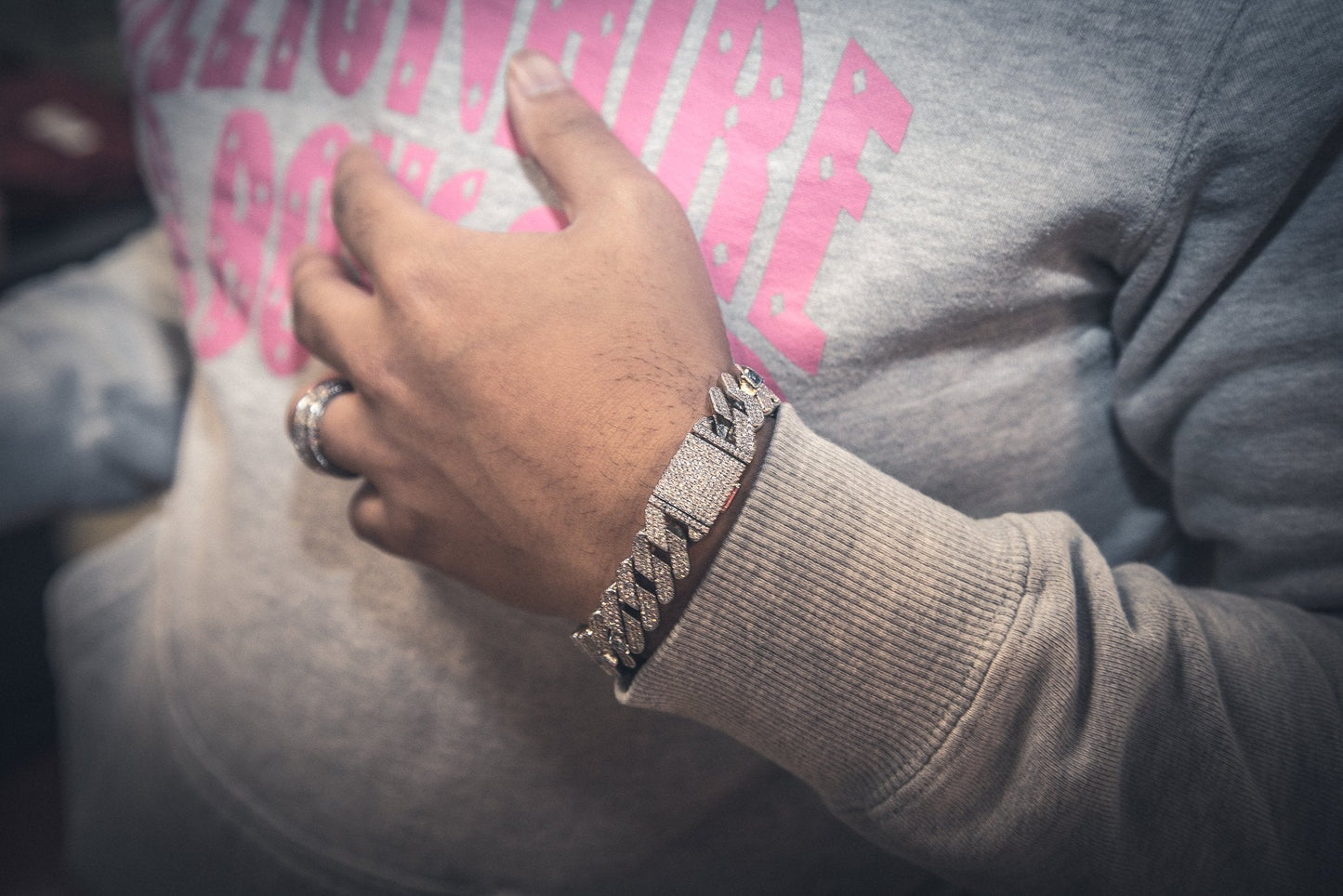 Studded Prong Set Cuban Link Bracelet | Silver