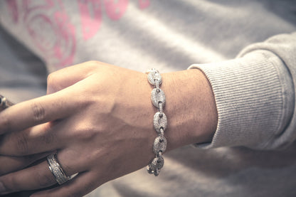 Studded Goochi Link Bracelet | Silver