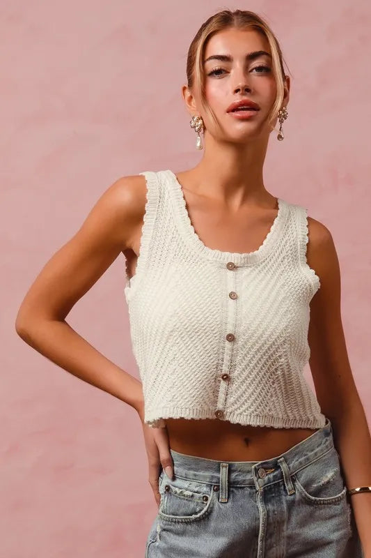 Chevron Pattern Buttoned Front Lightweight Tank Top.