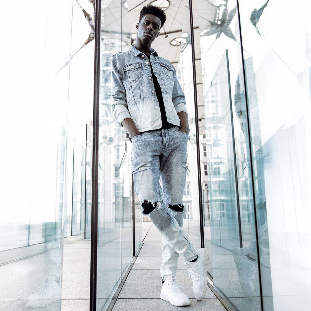 Acid Washed Slim Tapered Jean | Blue