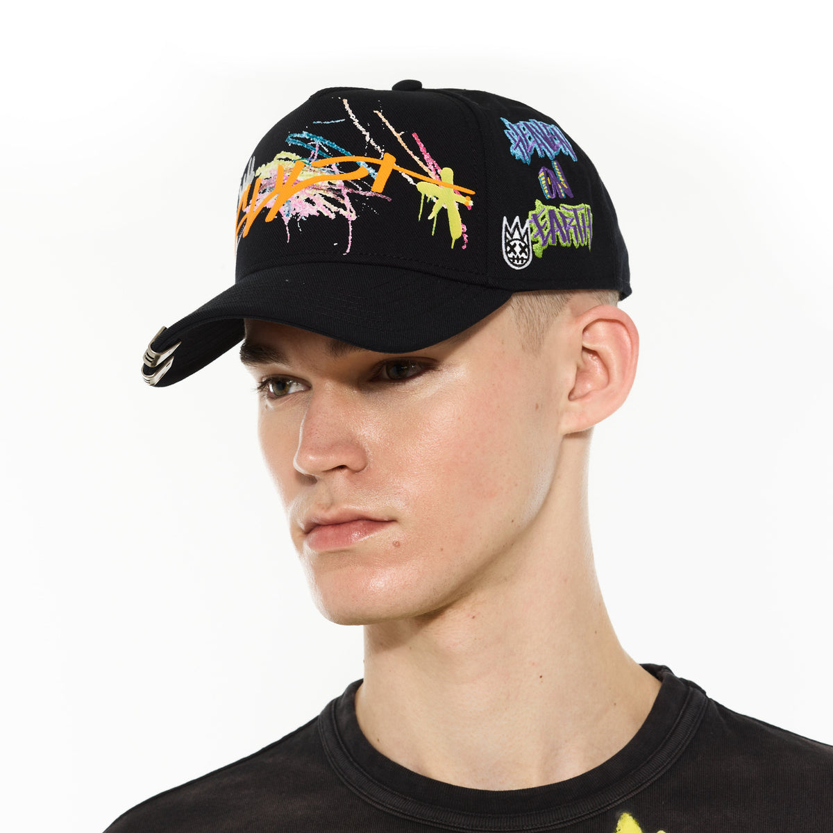 Mesh Back Trucker Hat "Cult Graffiti" | Black