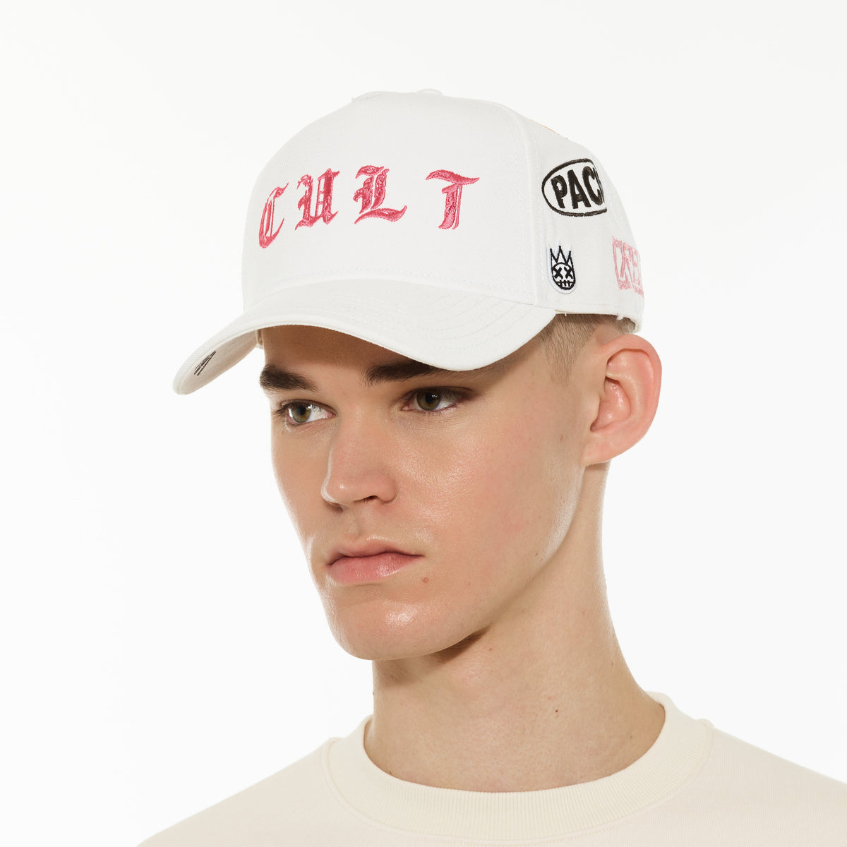 Mesh Back Trucker Hat "Cult Community" | Winter White