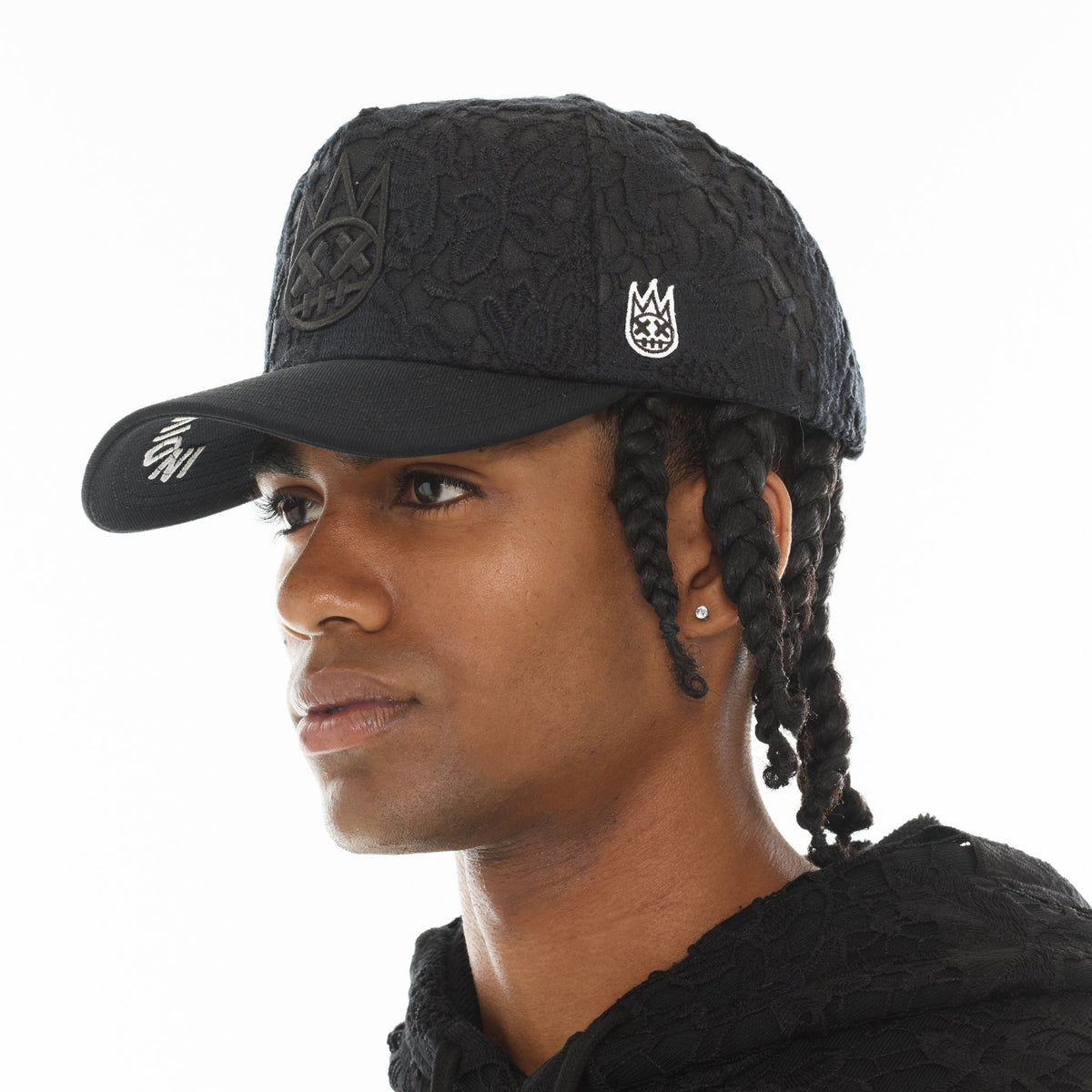 A Frame Trucker Hat "Lace" In Black