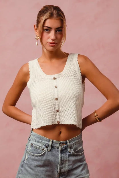 Chevron Pattern Buttoned Front Lightweight Tank Top.