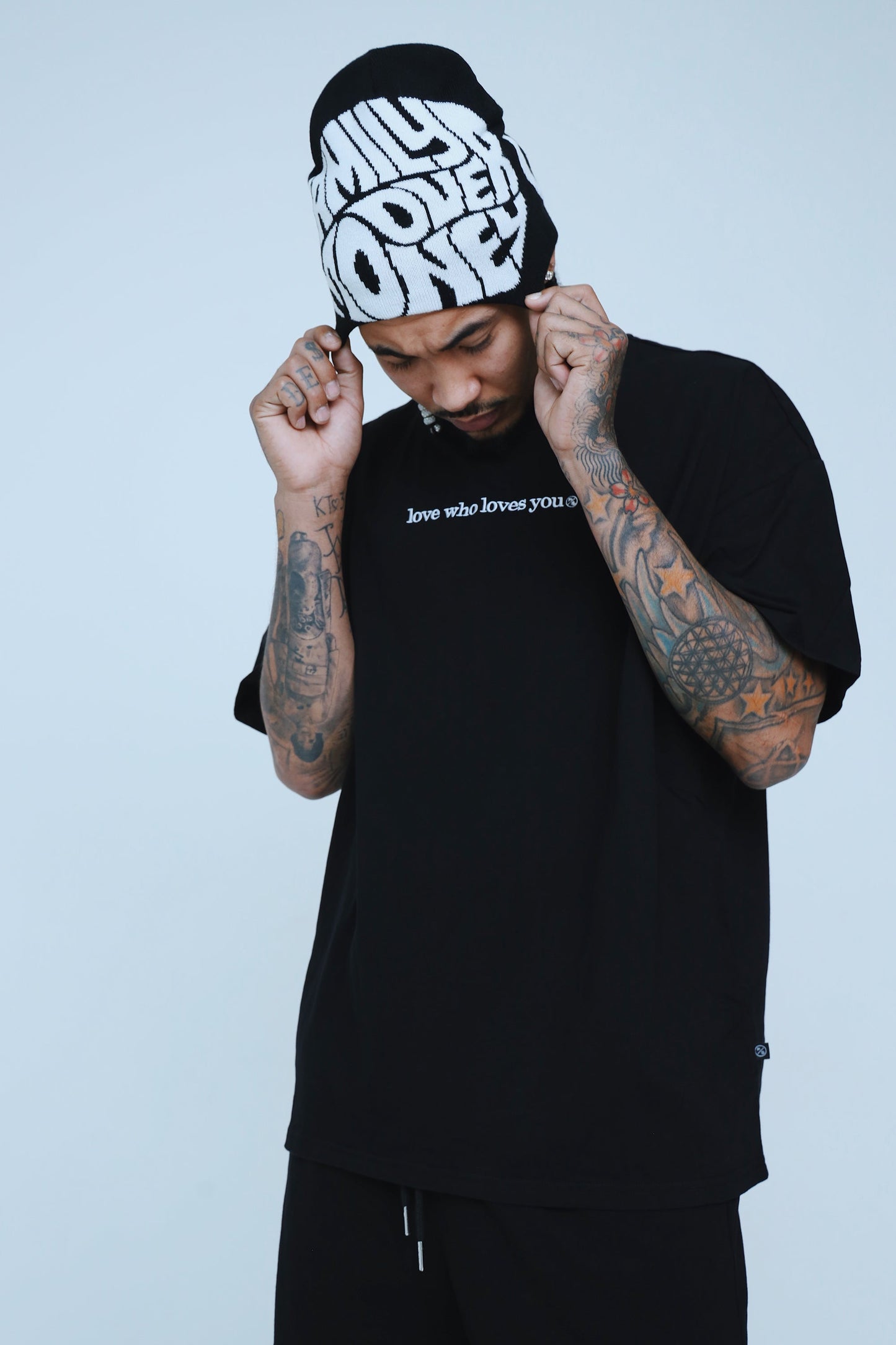 Love Who Loves You Oversize Shirt | Black