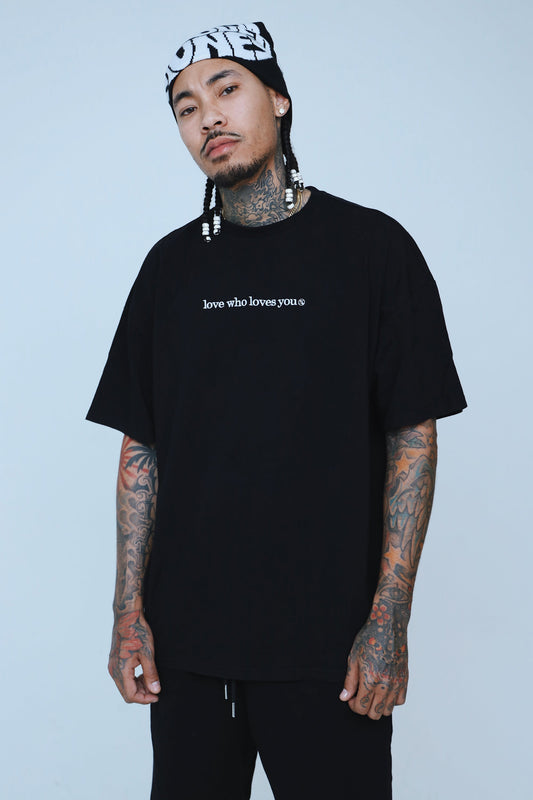 Love Who Loves You Oversize Shirt | Black