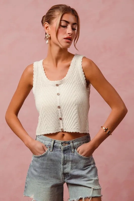 Chevron Pattern Buttoned Front Lightweight Tank Top.