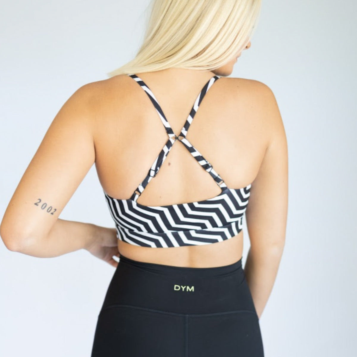 Trainer Performance 2-Way Bra | A-D Cup | Medium - High Support
