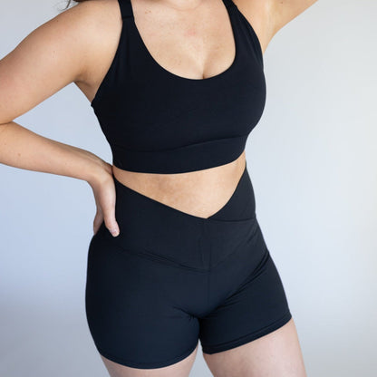Flex & Flow V-Waist Short | 4"