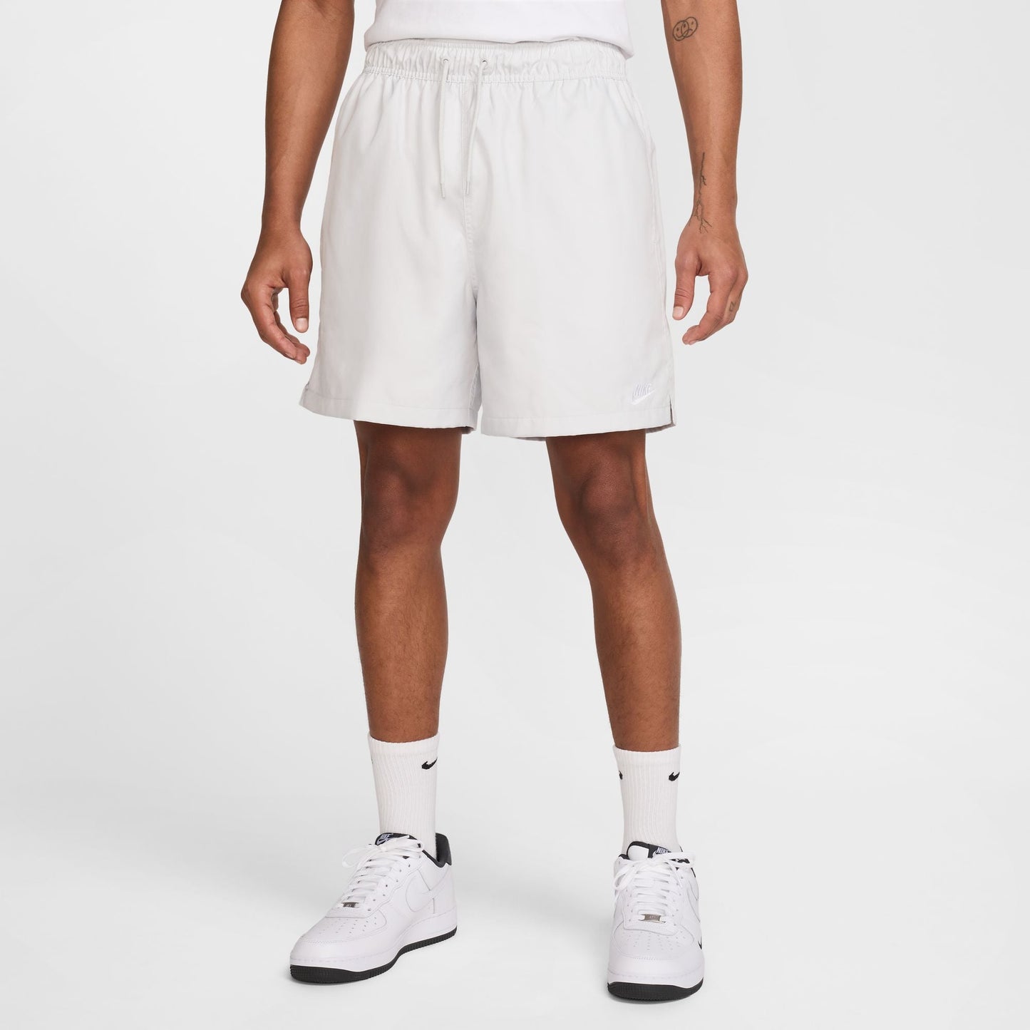 Mens Club Woven Shorts | Photon Dust/White
