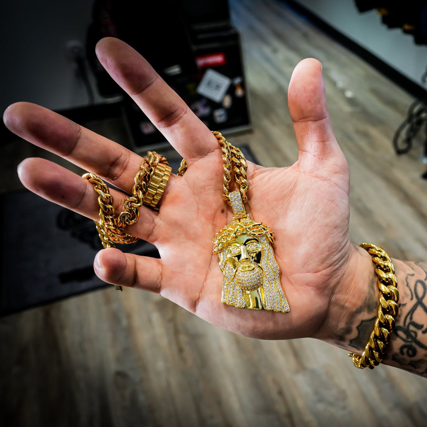 Jesus Piece W/ Chain | XL