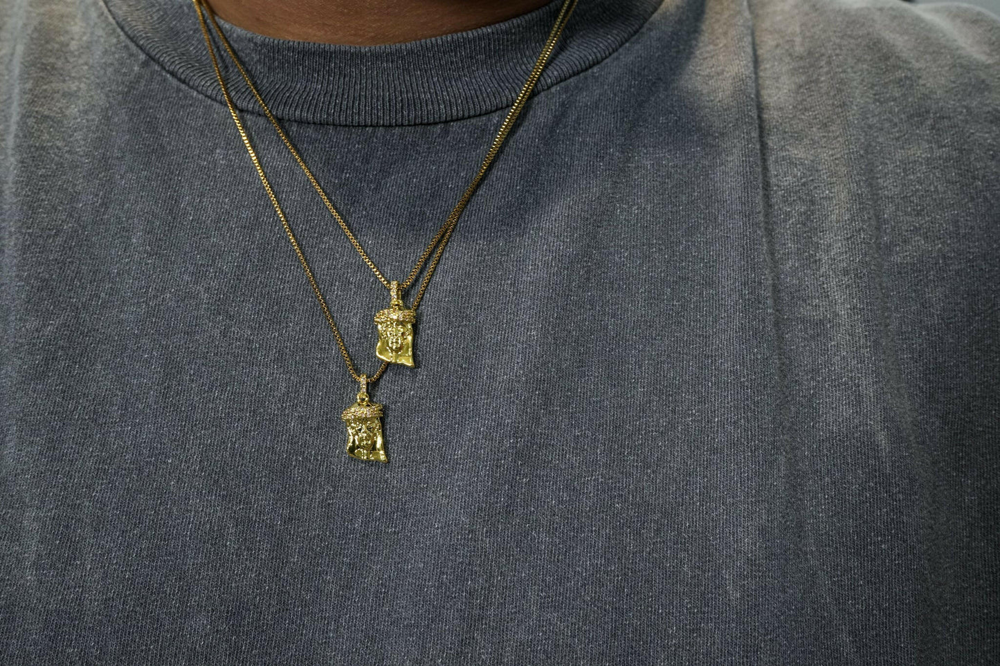 Extra Mini Jesus Piece