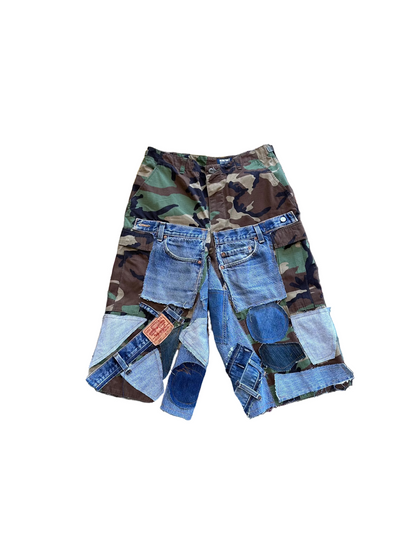 3/4s Camo Denim Detail Short