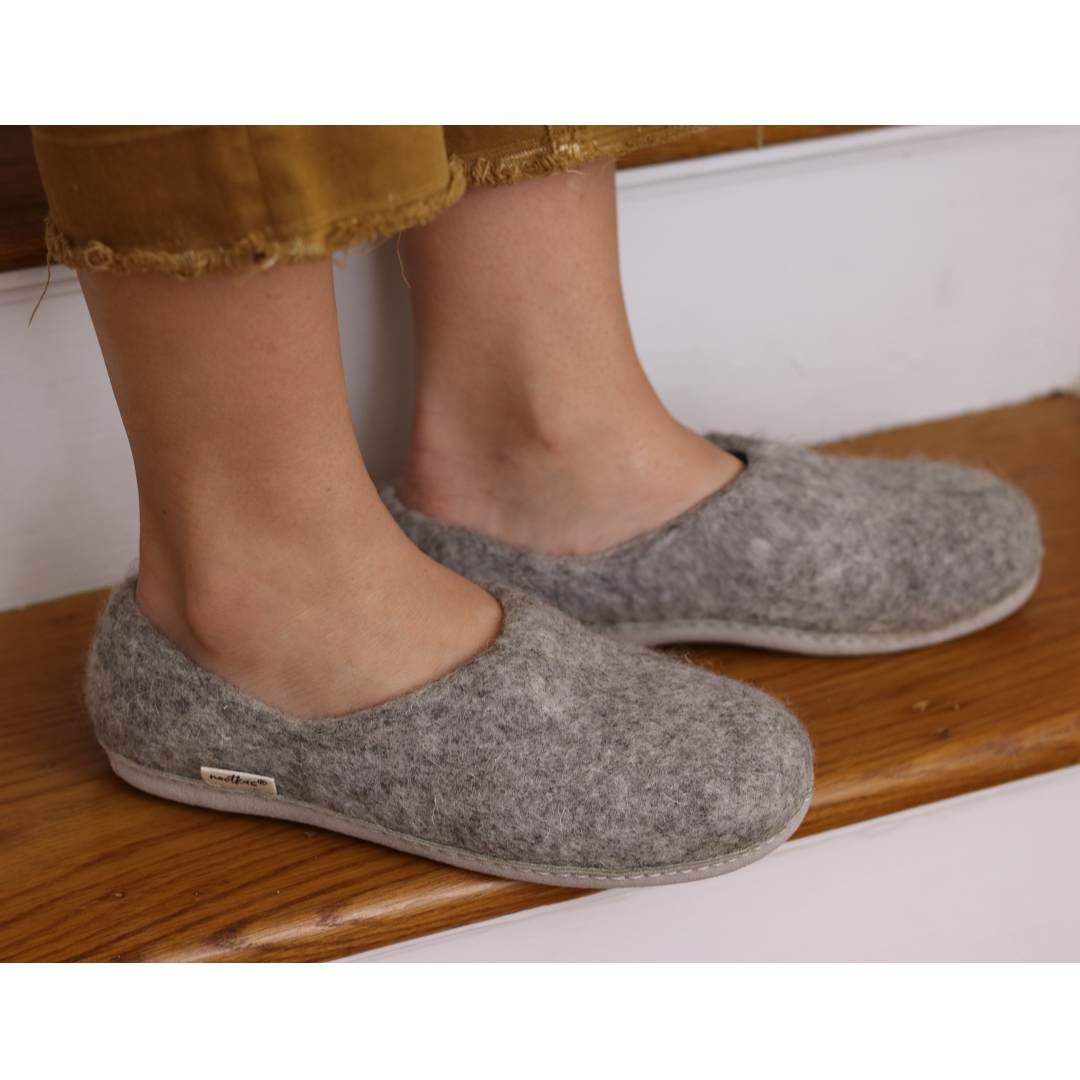Victoria Wool House Shoe