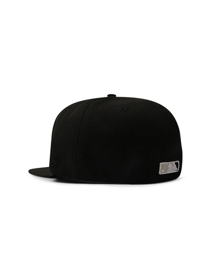 New Era 5950 Dodgers Side LA Metallic Script Hat | Black/Silver