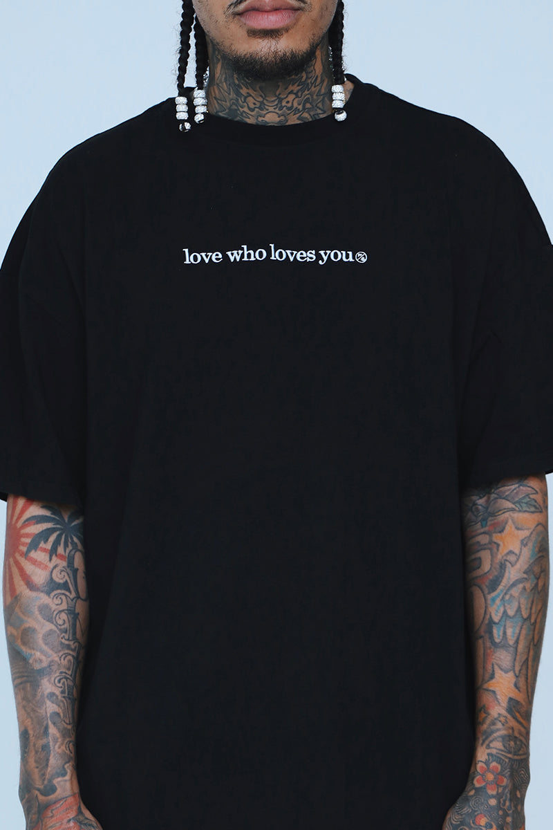 Love Who Loves You Oversize Shirt | Black
