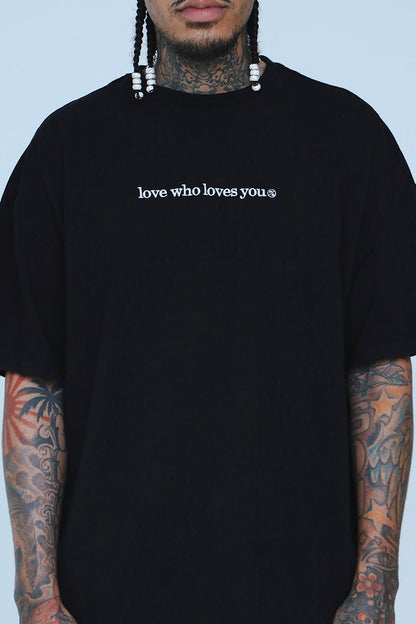 Love Who Loves You Oversize Shirt | Black