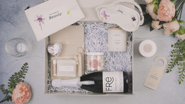 Bride To Be - Bridal Shower Gift Box
