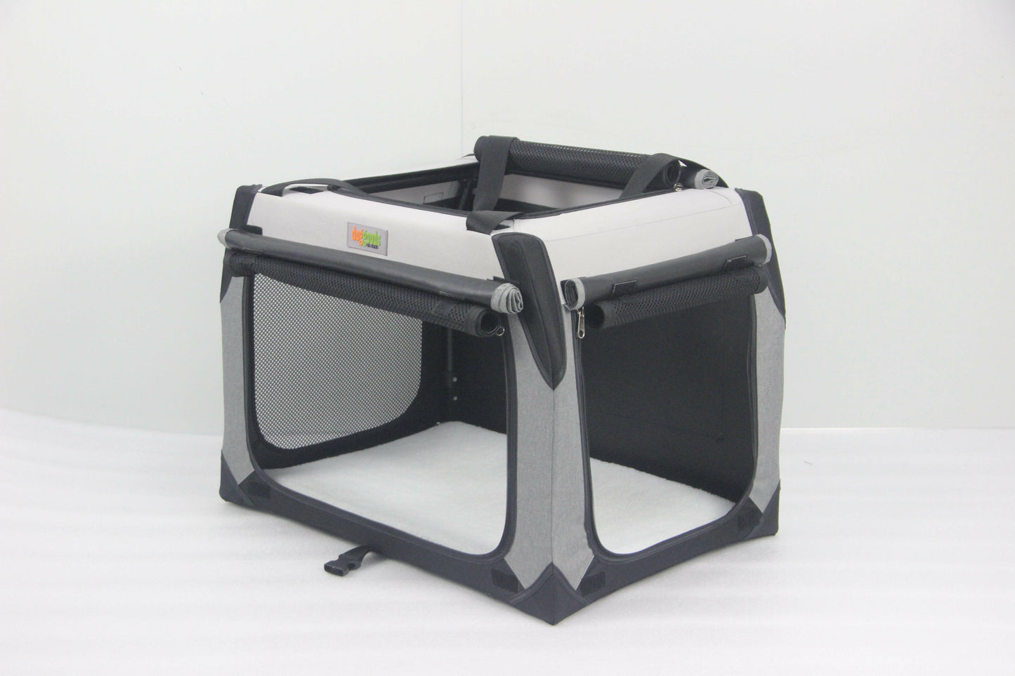 The Foldable Travel Dog Crate
