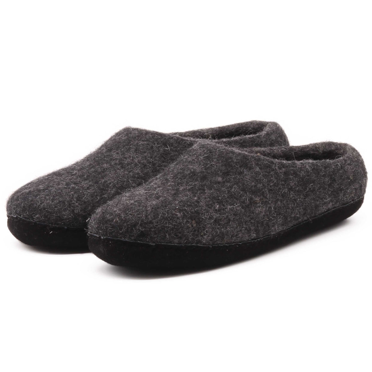 Newport Noir Wool House Shoe
