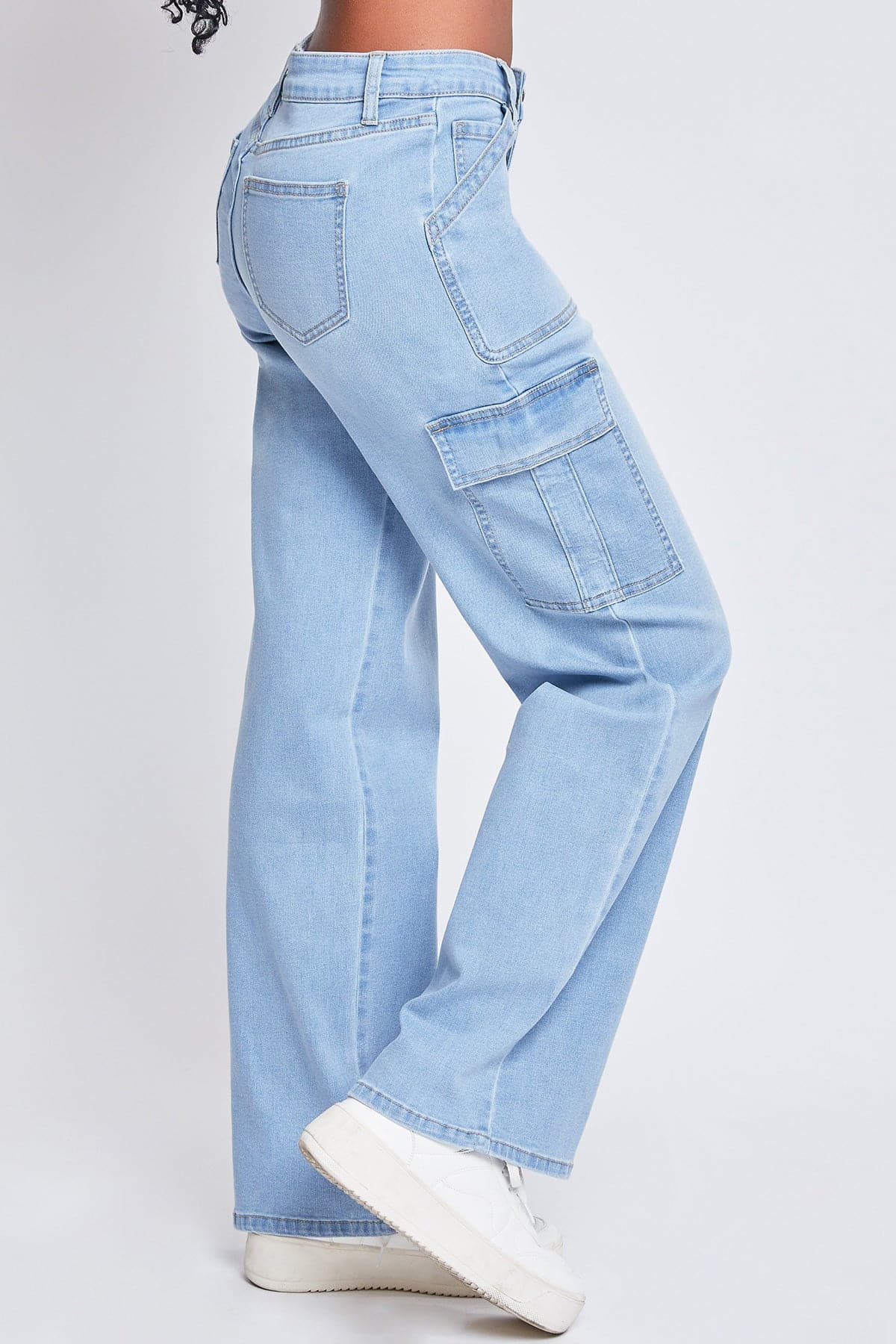 Low Rise Relaxed Cargo Jeans
