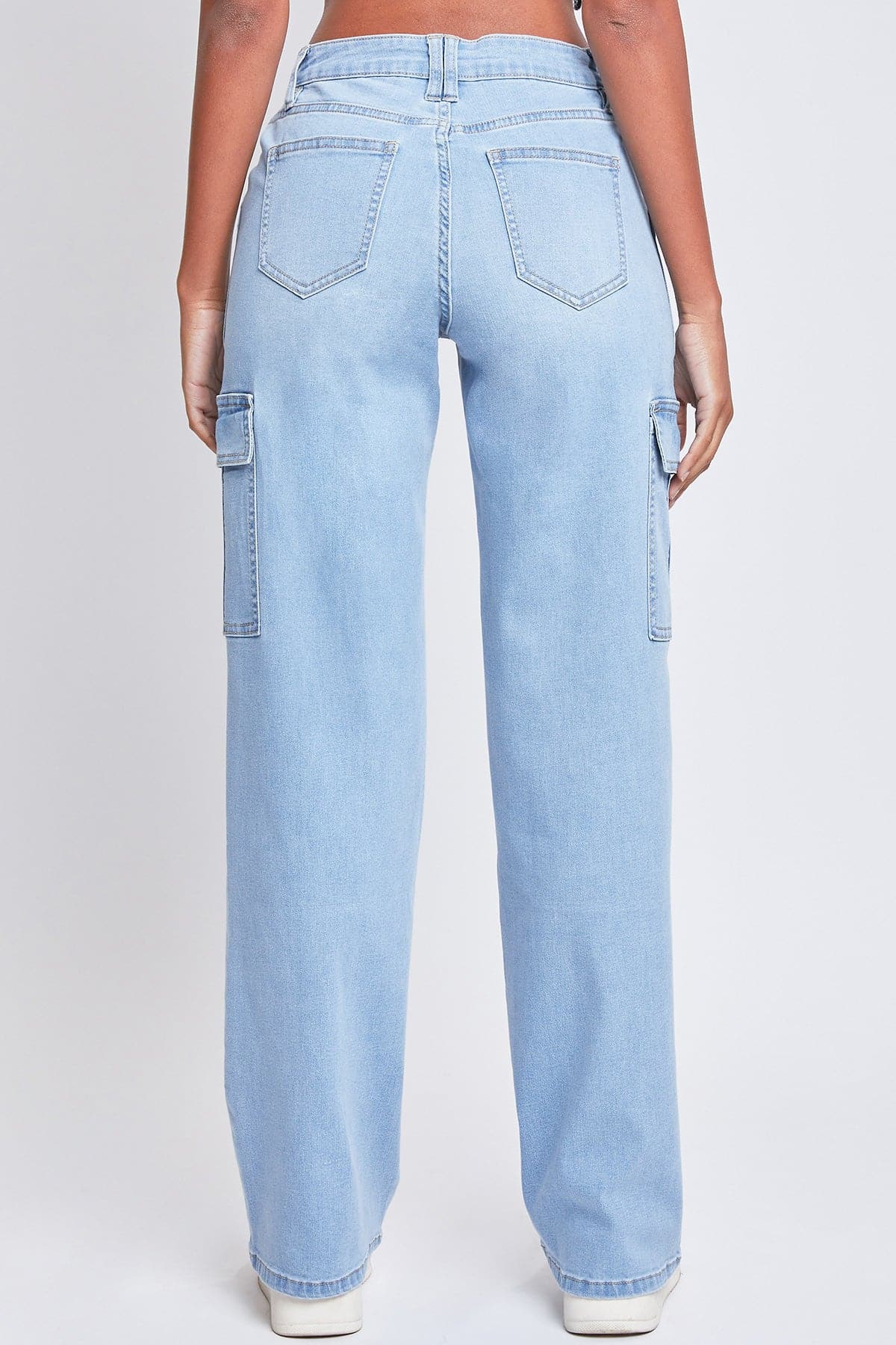 Low Rise Relaxed Cargo Jeans