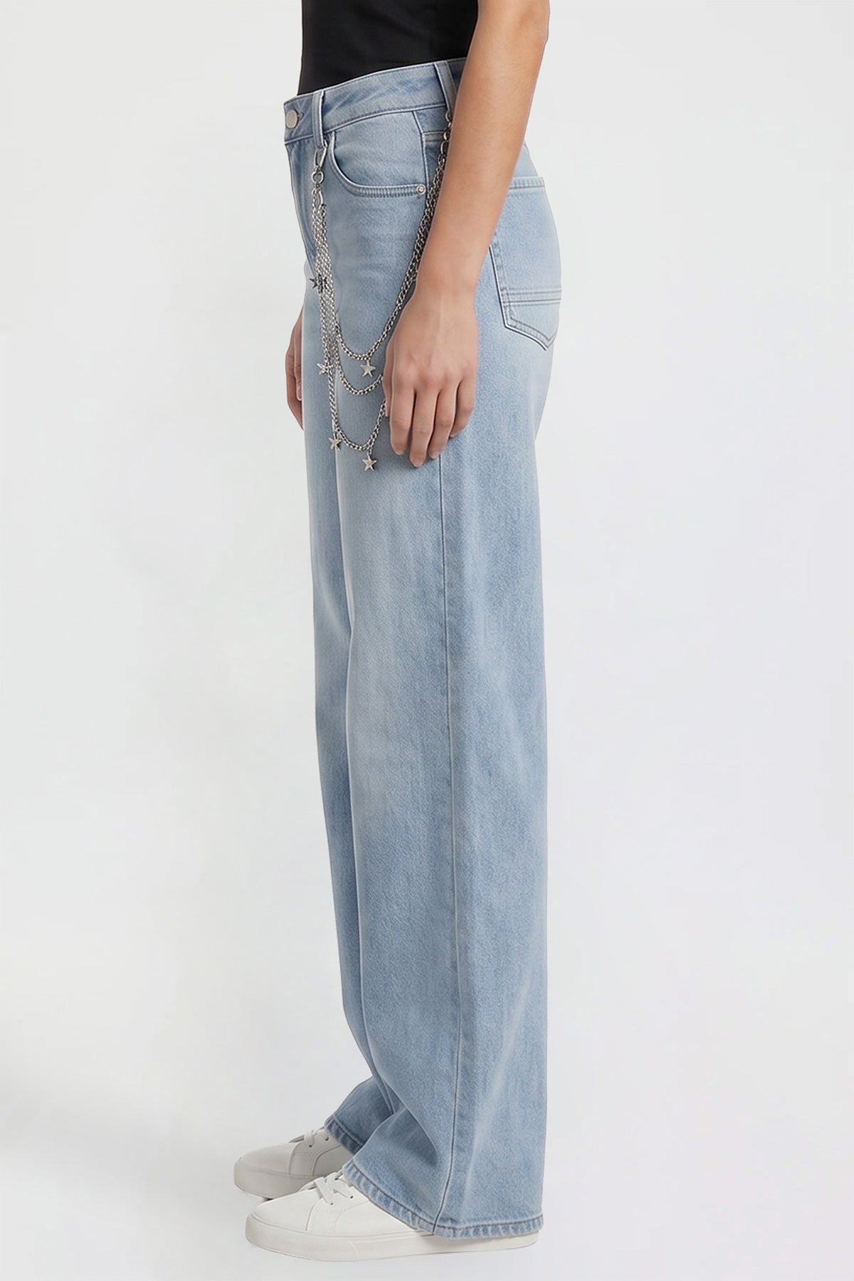 Super Wide Fit with Star Chain