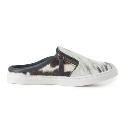 Arctic sneaker