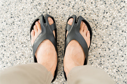 Stepping Stone Caring Slides | M Black