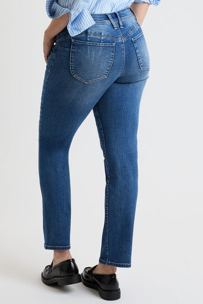 High Rise Curve Confidence WannaBettaButt Straight Jeans