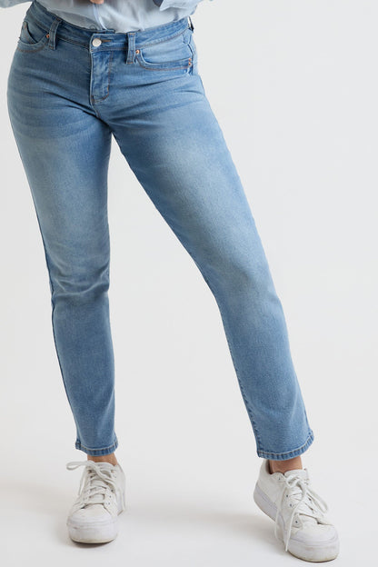 High Rise Curve Confidence WannaBettaButt Straight Jeans