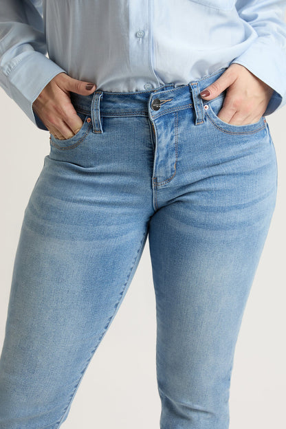 High Rise Curve Confidence WannaBettaButt Straight Jeans