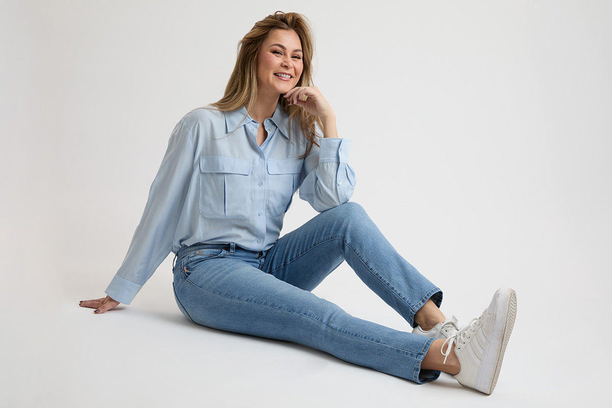 High Rise Curve Confidence WannaBettaButt Straight Jeans