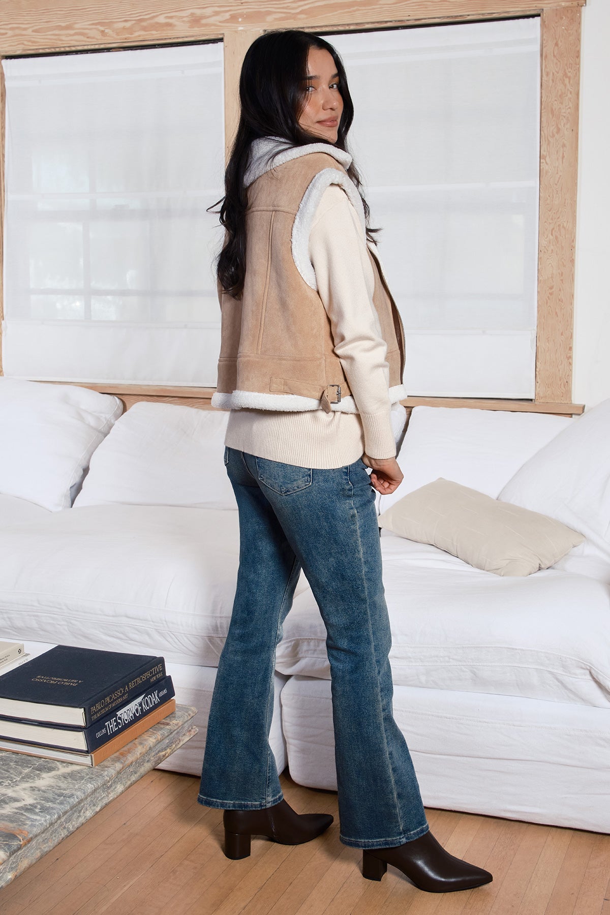 3-Button Bootcut Jeans