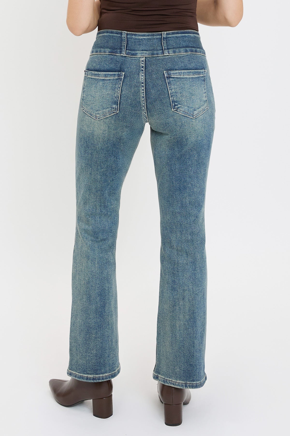 3-Button Bootcut Jeans