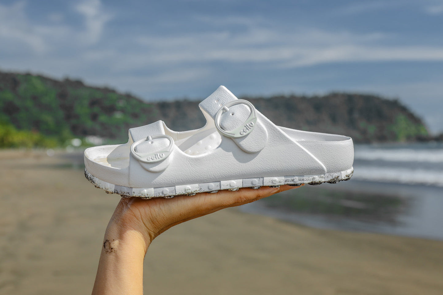 Horizon Check Sandals