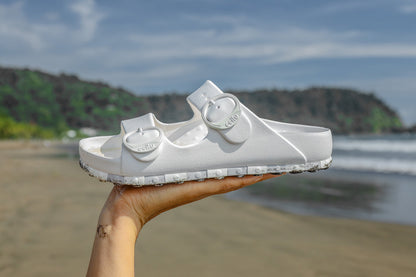 Horizon Check Sandals