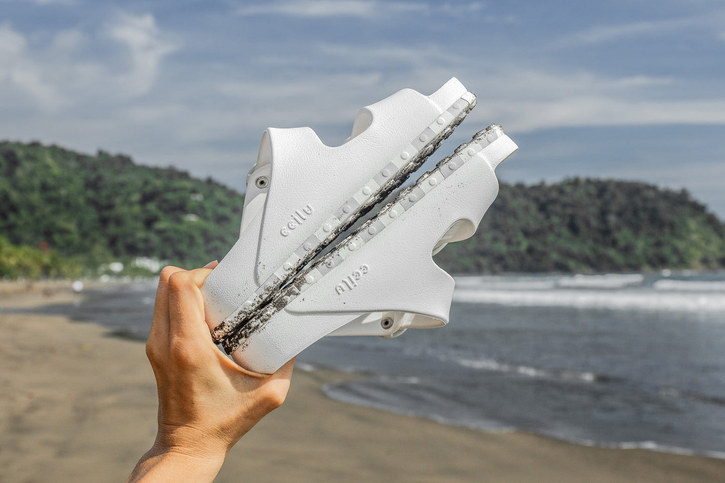 Horizon Check Sandals
