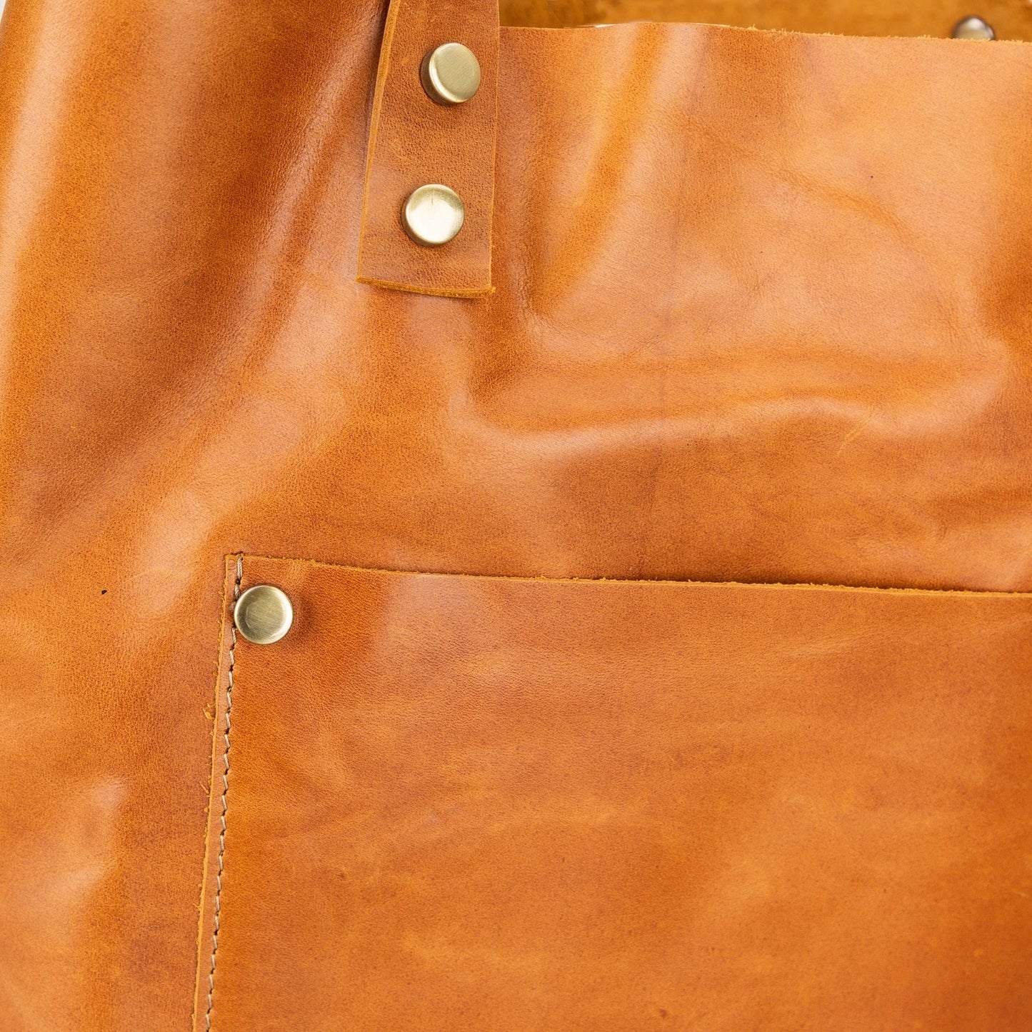 Alpine Leather Crossbody Handbag | Tote Bag