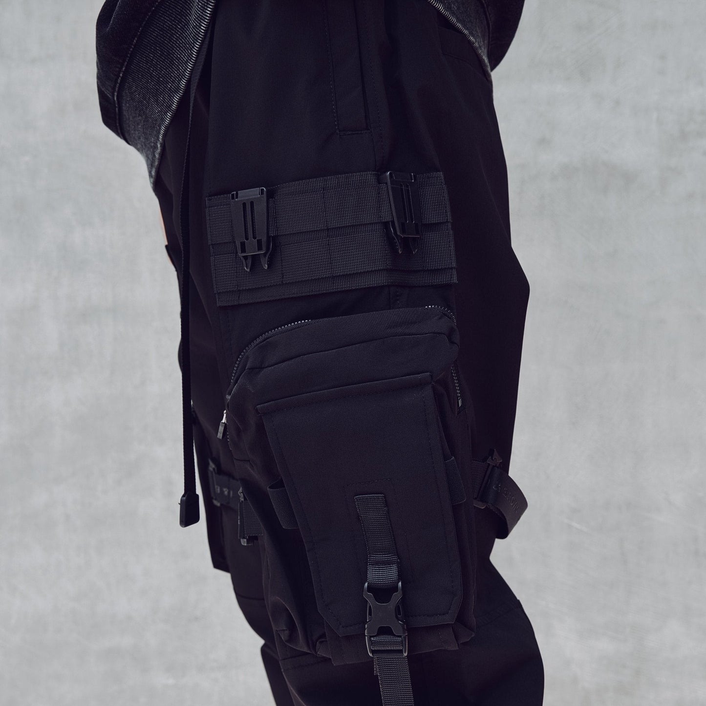 Paratrooper Joggers | Matte Black