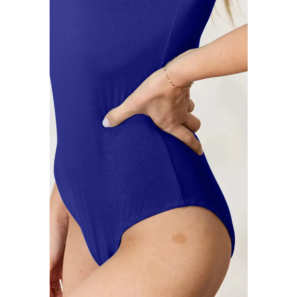 Basic Bae Full Size Round Neck Short Sleeve Bodysuit - KRIFFA 