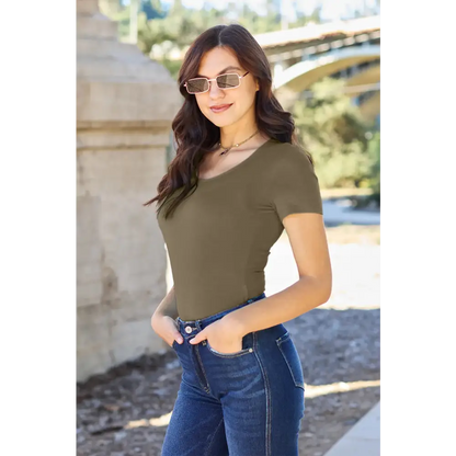 Basic Bae Full Size Round Neck Short Sleeve Bodysuit - KRIFFA 