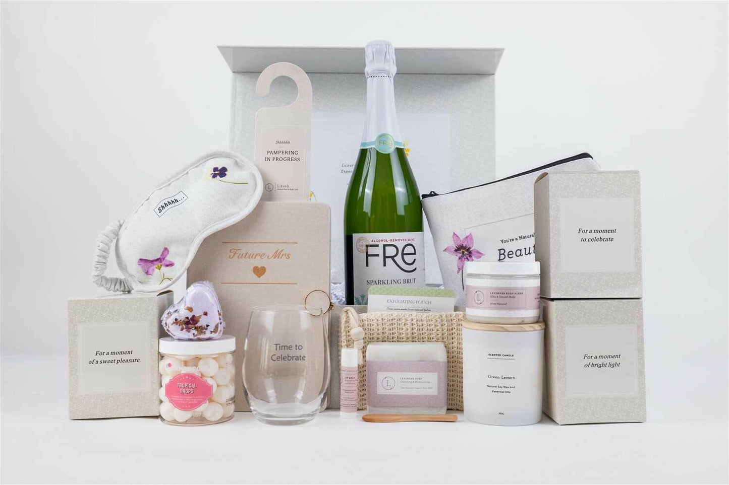 Bride To Be - Bridal Shower Gift Box