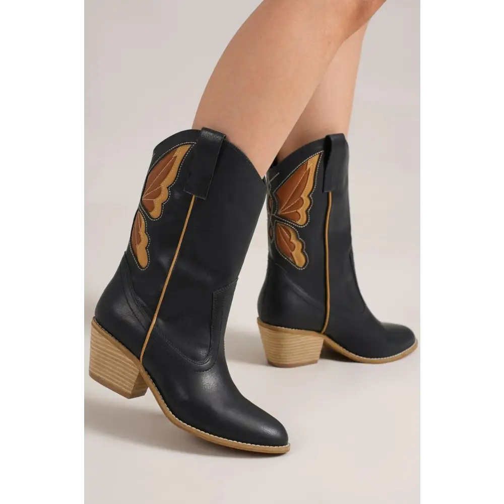Butterfly Cut Detail Point Toe Boots.