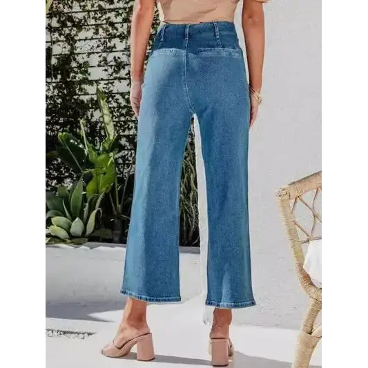 Button Fly Cropped Jeans with Pockets.