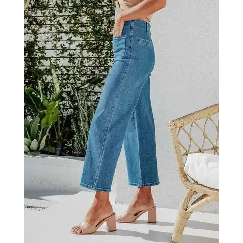 Button Fly Cropped Jeans with Pockets.